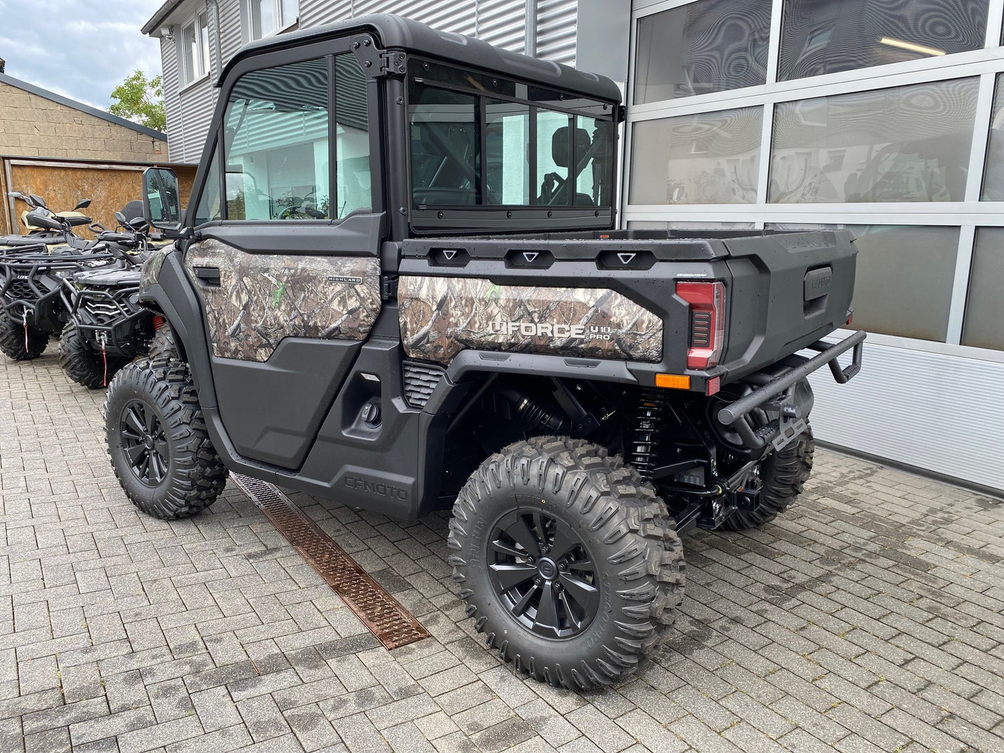 CFMOTO UFORCE 1000 U10 HIGHLAND ABS T3b