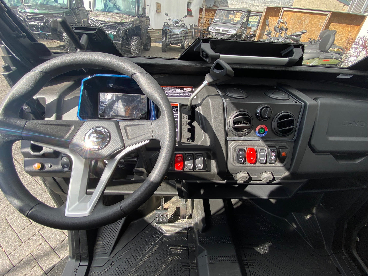 CFMOTO UFORCE 1000 V2 Servo LOF inkl. Kabine 4x4