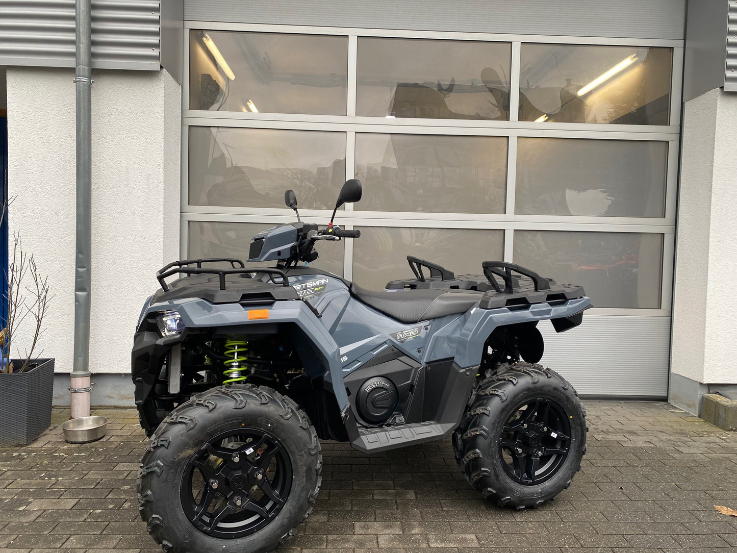 POLARIS SPORTSMAN 570 EPS Stealth Edition 4x4