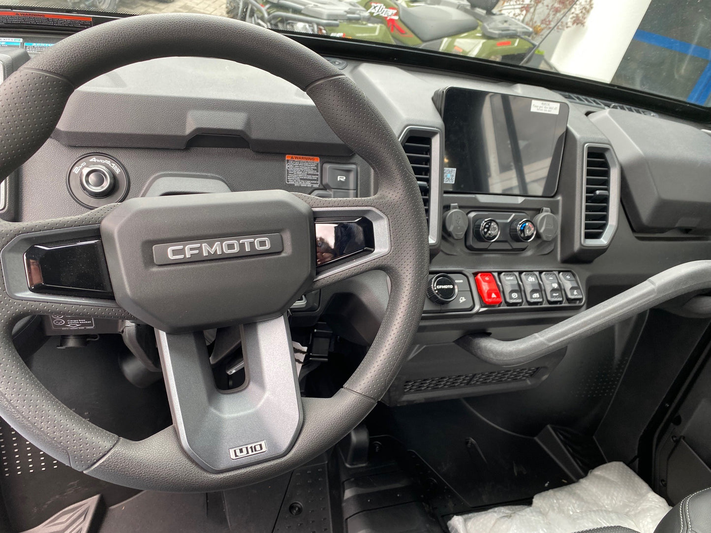 CFMOTO UFORCE 1000 U10 HIGHLAND ABS T3b