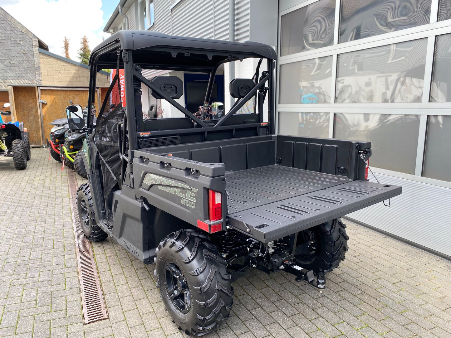 CFMOTO UFORCE 600 DLX EPS LOF 4x4