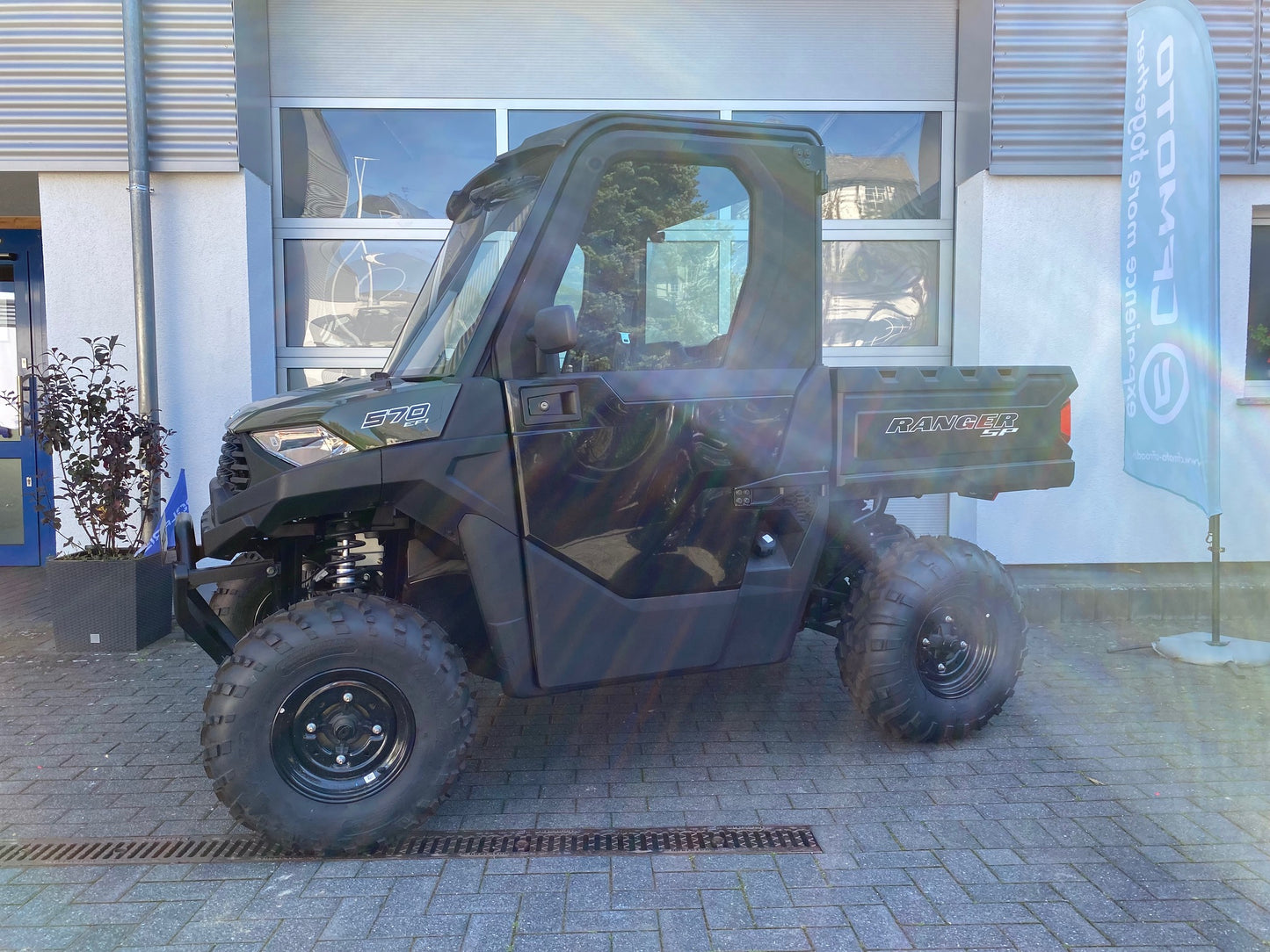 POLARIS RANGER 570 SP LOF 4x4, inkl. Kabine und Heizung