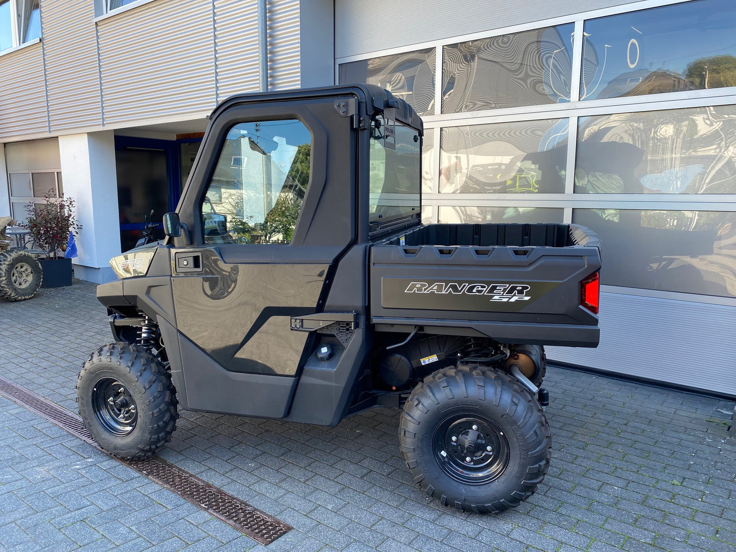POLARIS RANGER 570 SP LOF 4x4, inkl. Kabine und Heizung