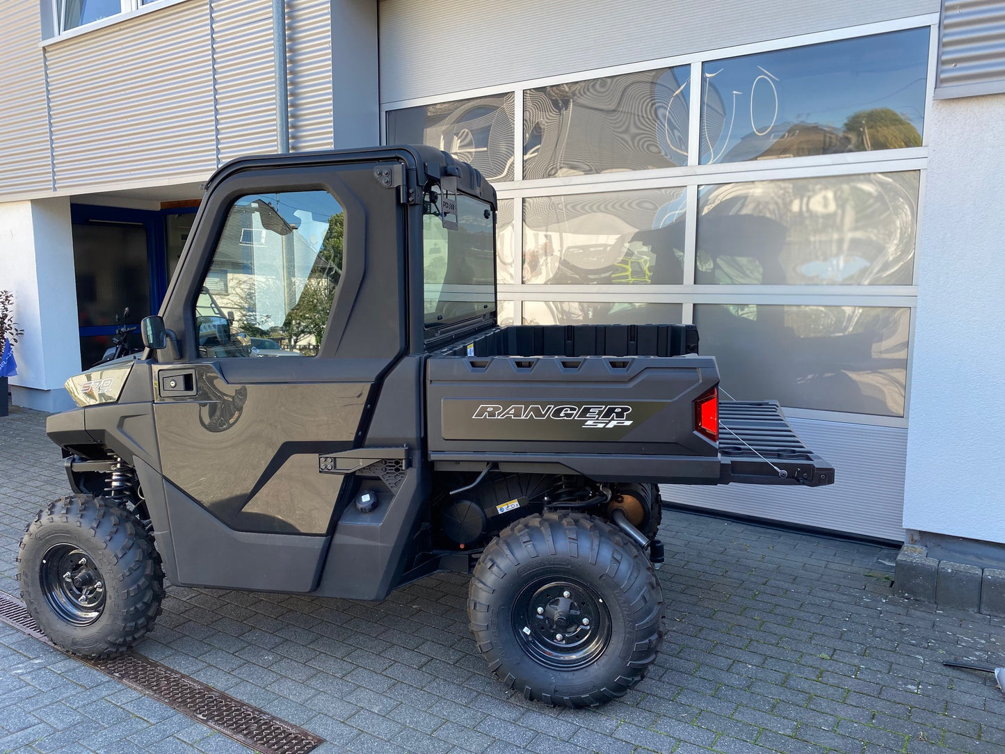 POLARIS RANGER 570 SP LOF 4x4, inkl. Kabine und Heizung