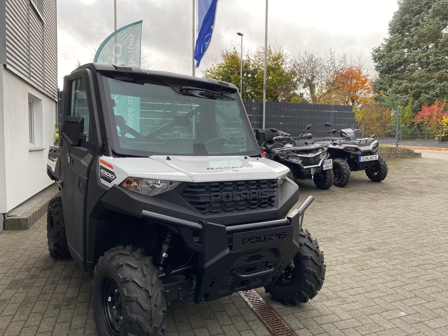 POLARIS RANGER 1000 EPS LOF 4x4 inkl. Kabine & Heizung