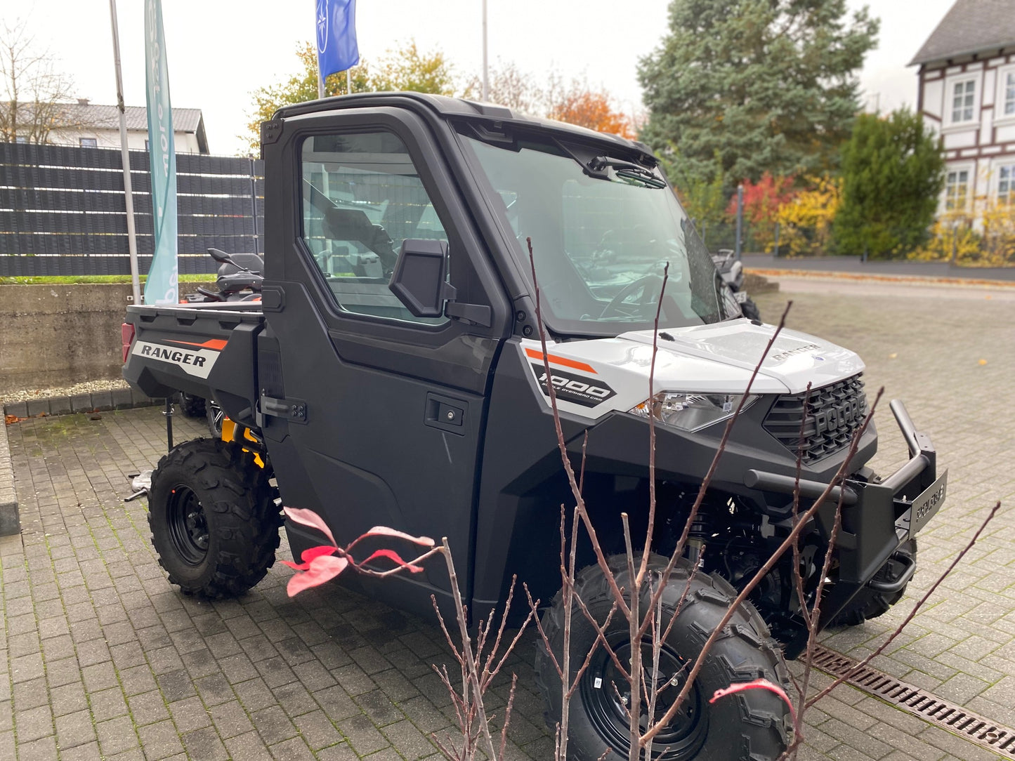 POLARIS RANGER 1000 EPS LOF 4x4 inkl. Kabine & Heizung