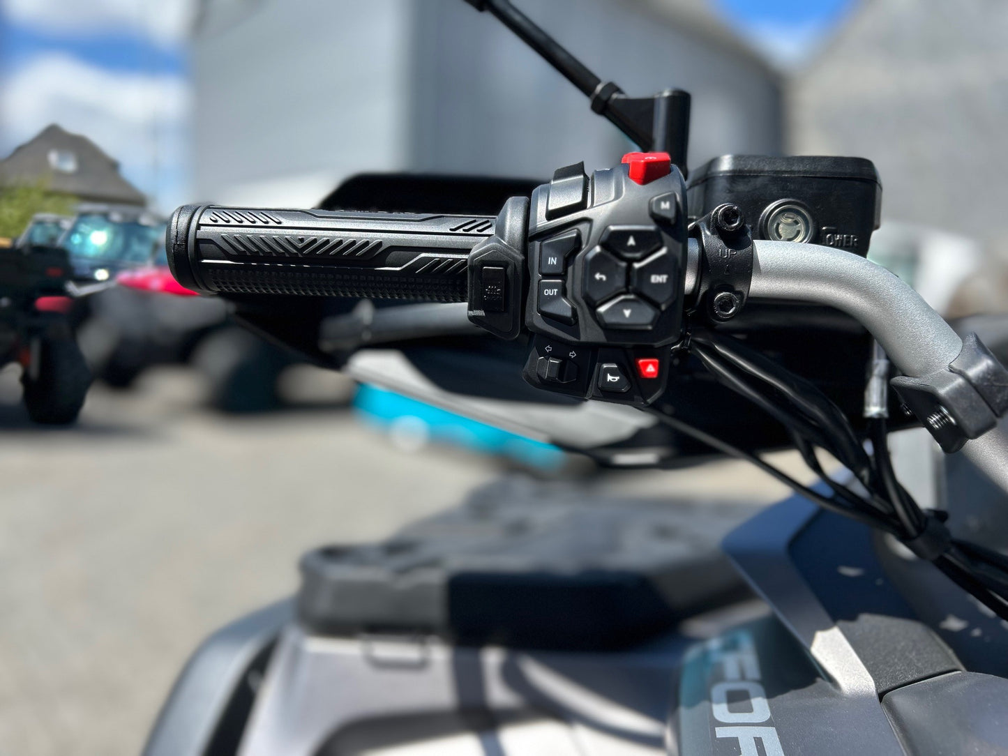 CFMOTO CFORCE 1000 Touring PRO ABS T3b 4x4