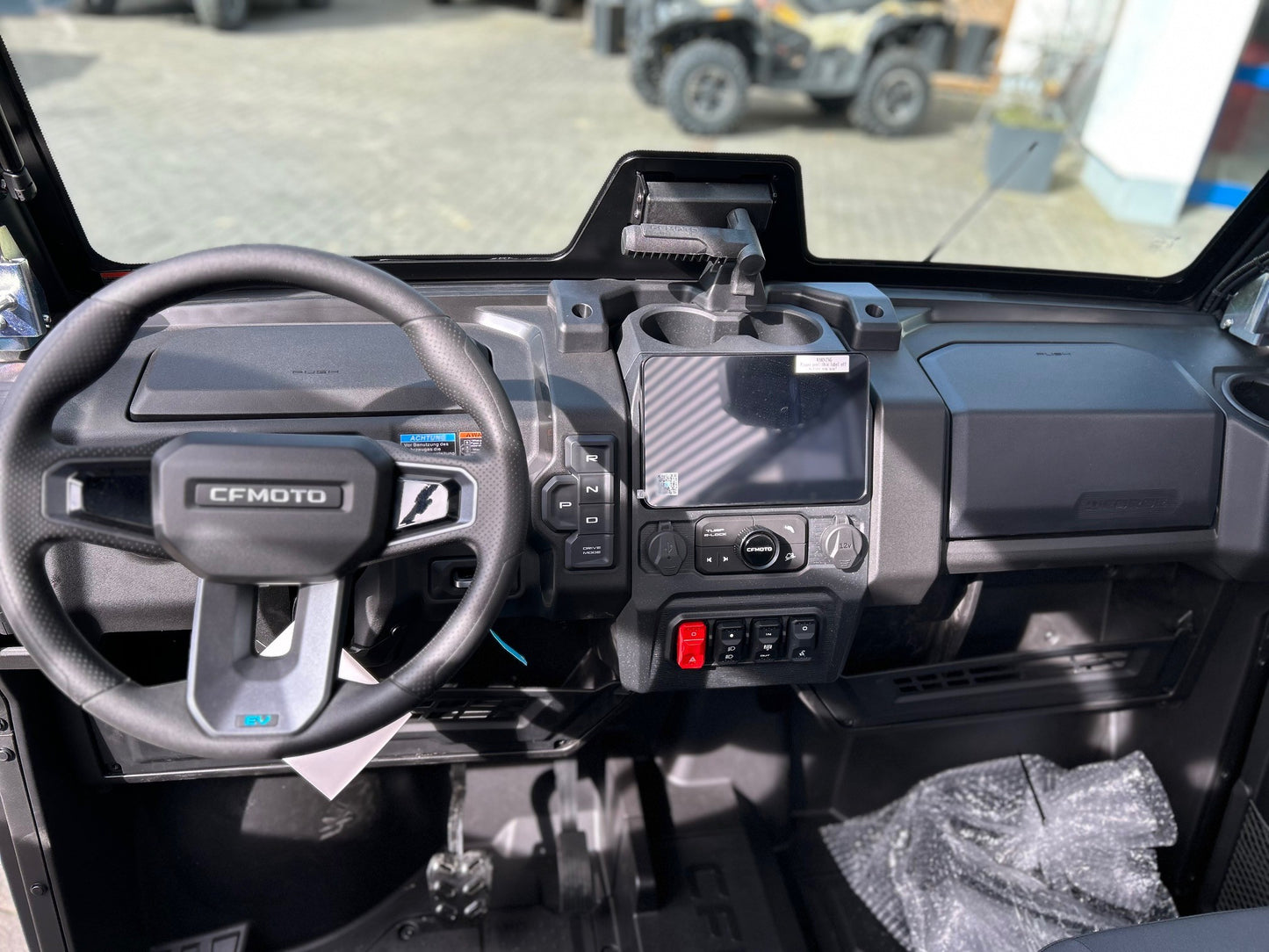 CFMOTO UFORCE U6 EV ABS 4x4, ELEKTRO