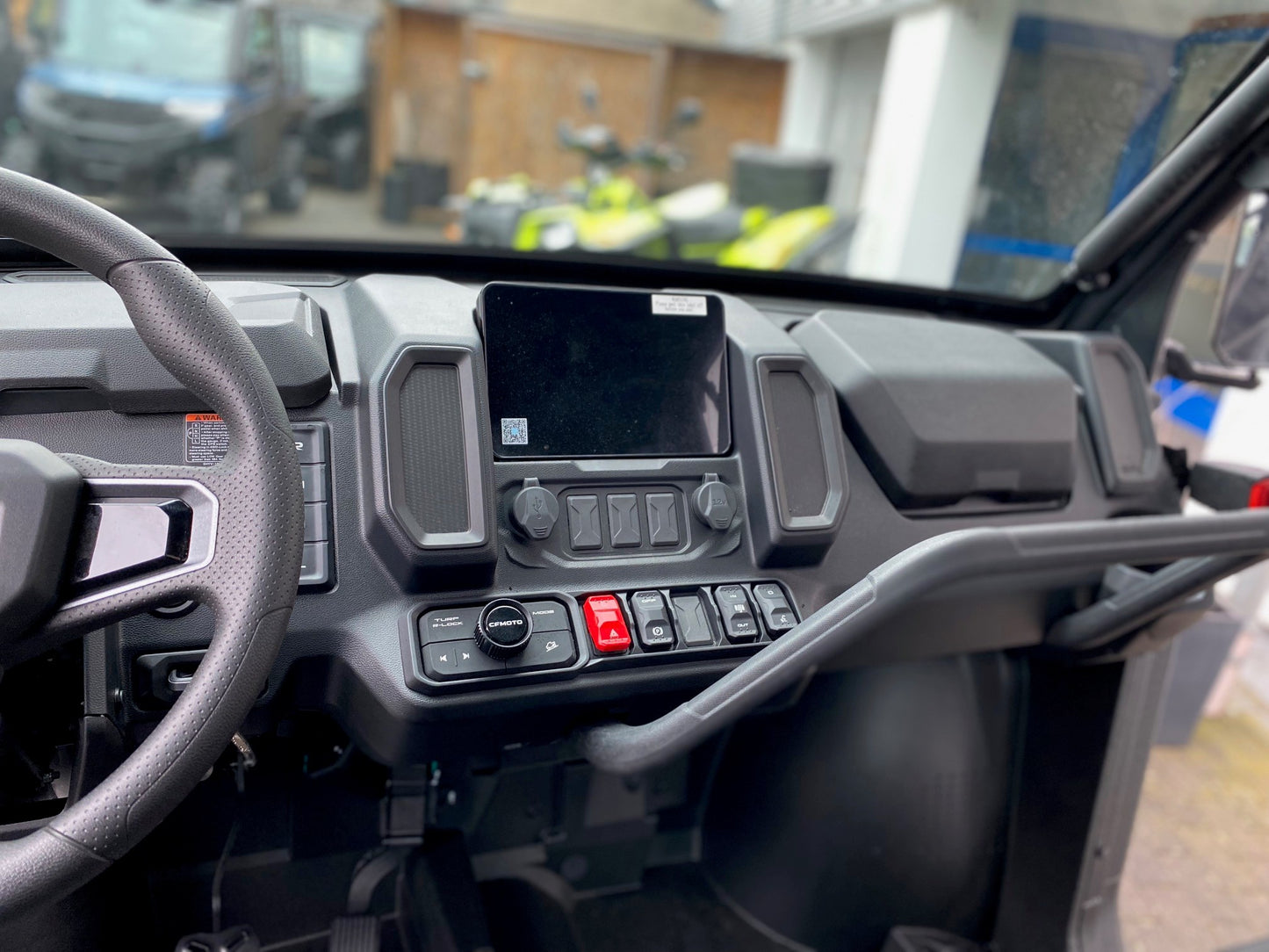 CFMOTO UFORCE 1000 U10 PRO ABS T1b