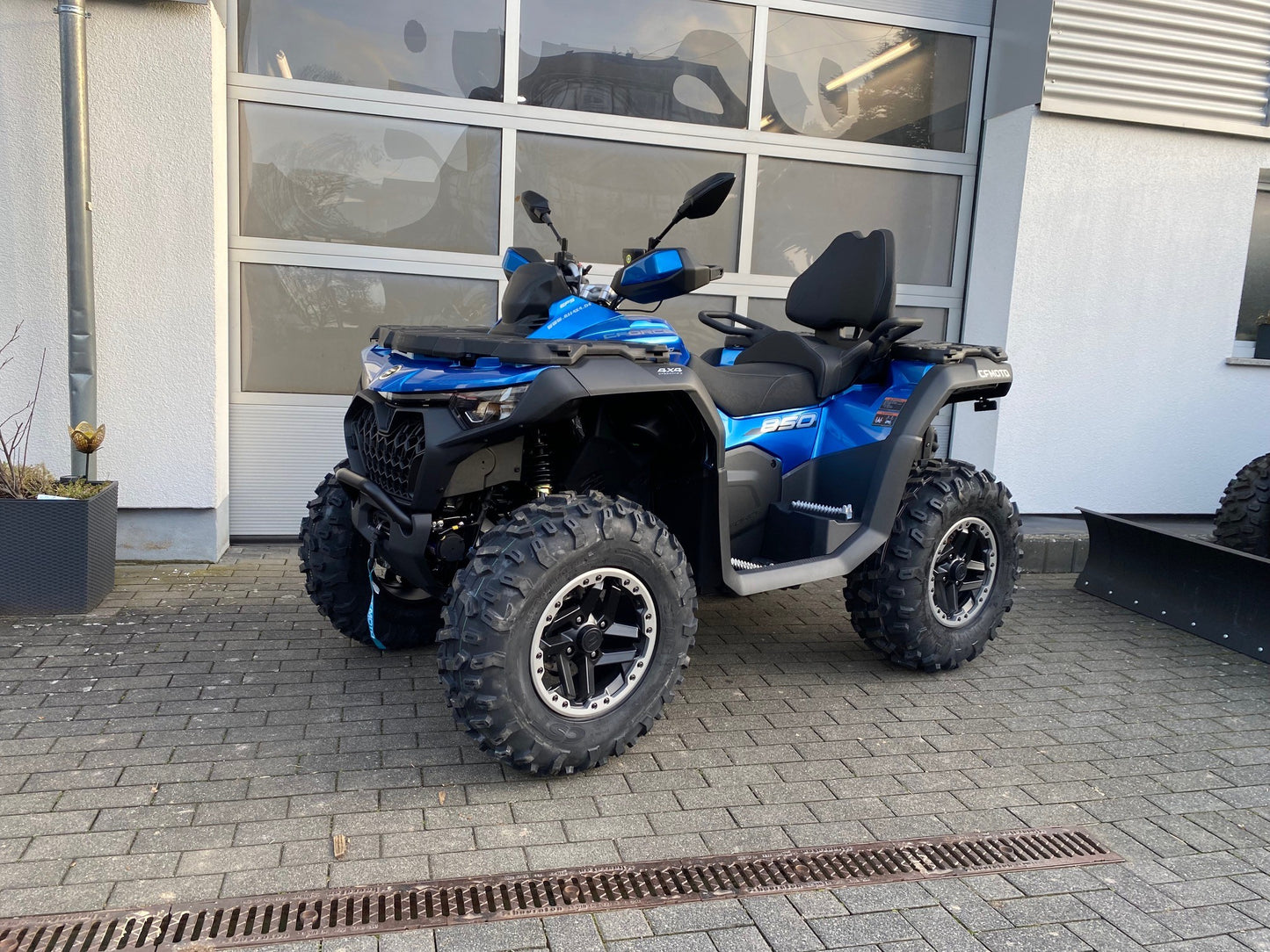 CFMOTO CFORCE 850 Touring PRO ABS T3b