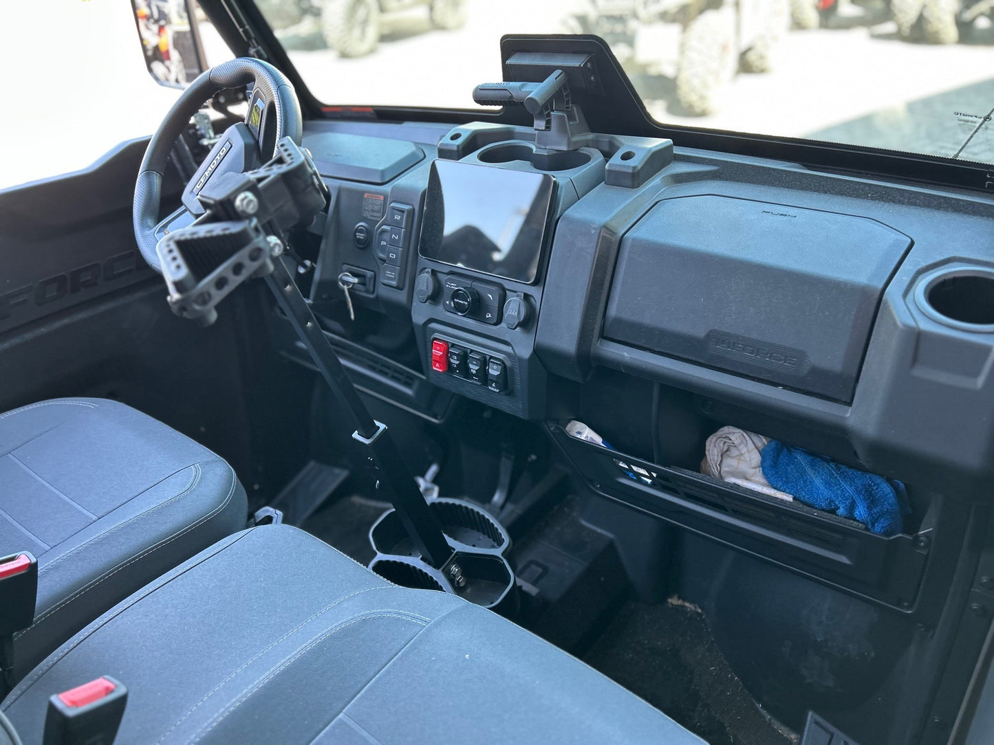 CFMOTO UFORCE U6 EV 4x4  Elektro, Vorführfahrzeug, VKP (60 km/h)