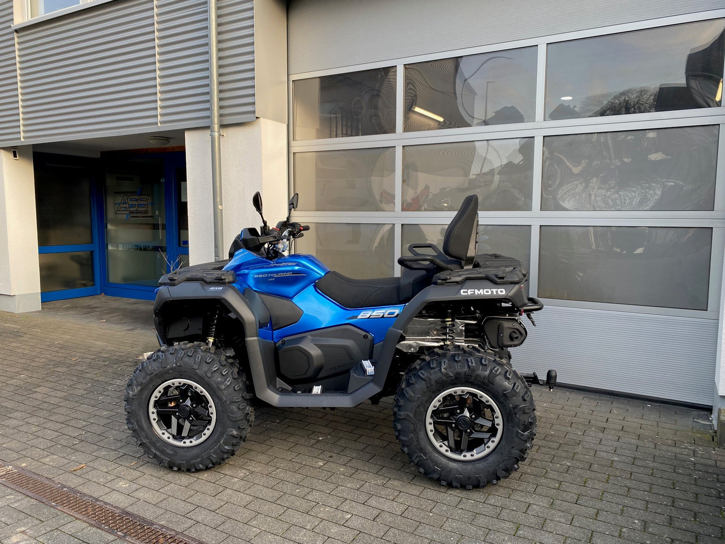 CFMOTO CFORCE 850 Touring PRO ABS T3b