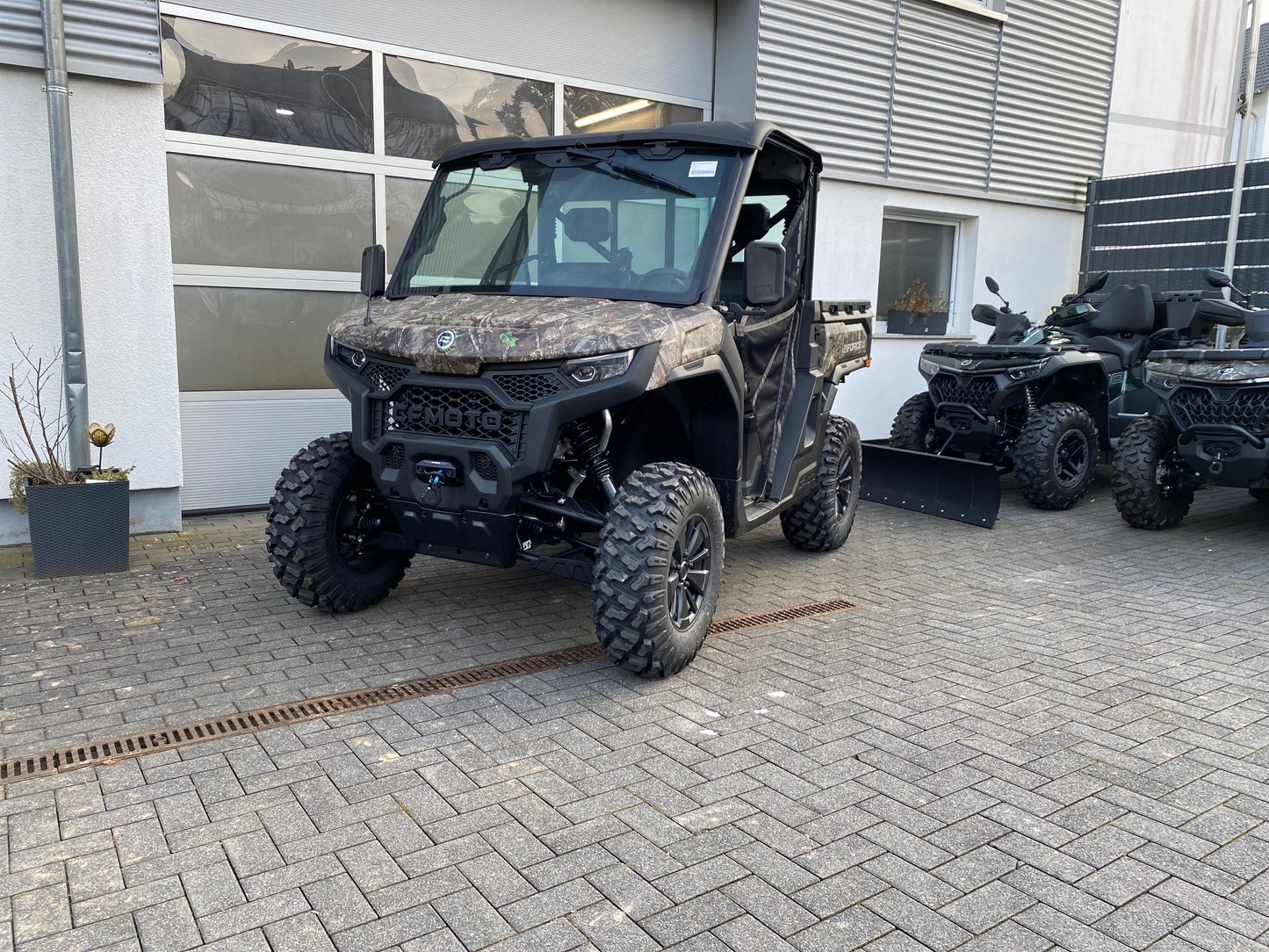 CFMOTO UFORCE 1000 U10 PRO ABS T1b