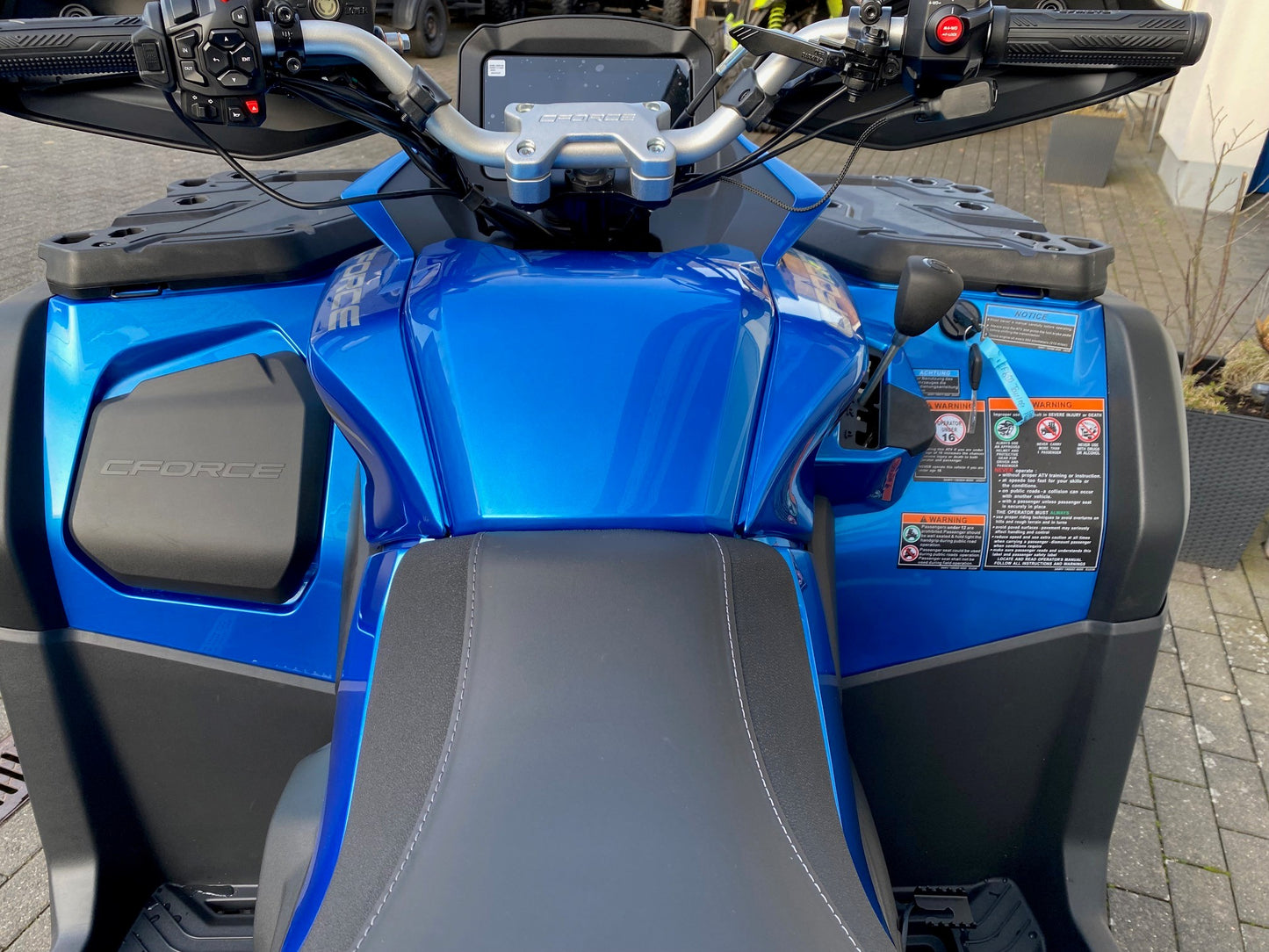 CFMOTO CFORCE 850 Touring PRO ABS T3b