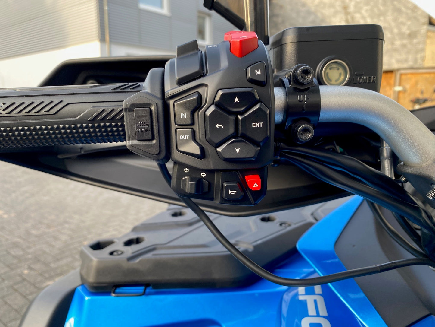 CFMOTO CFORCE 850 Touring PRO ABS T3b