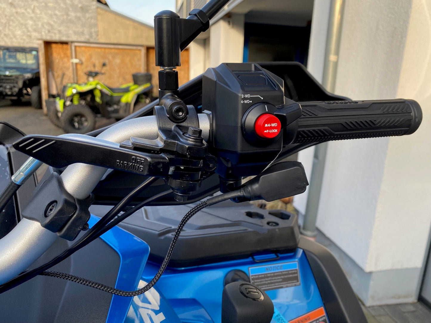 CFMOTO CFORCE 850 Touring PRO ABS T3b