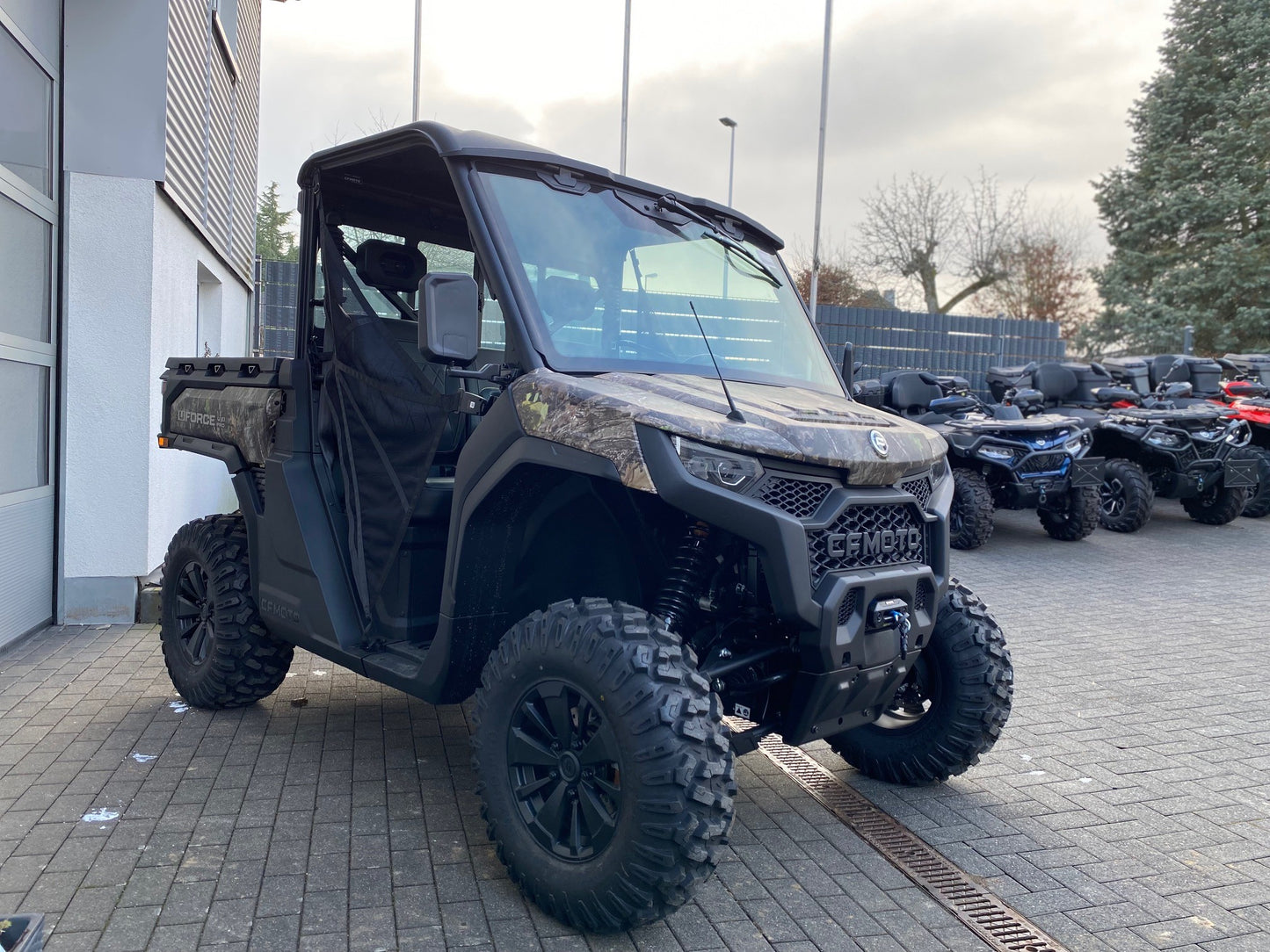 CFMOTO UFORCE 1000 U10 PRO ABS T1b