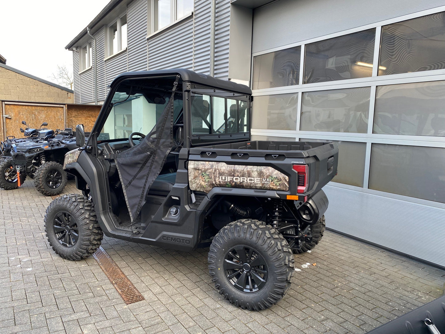 CFMOTO UFORCE 1000 U10 PRO ABS T1b