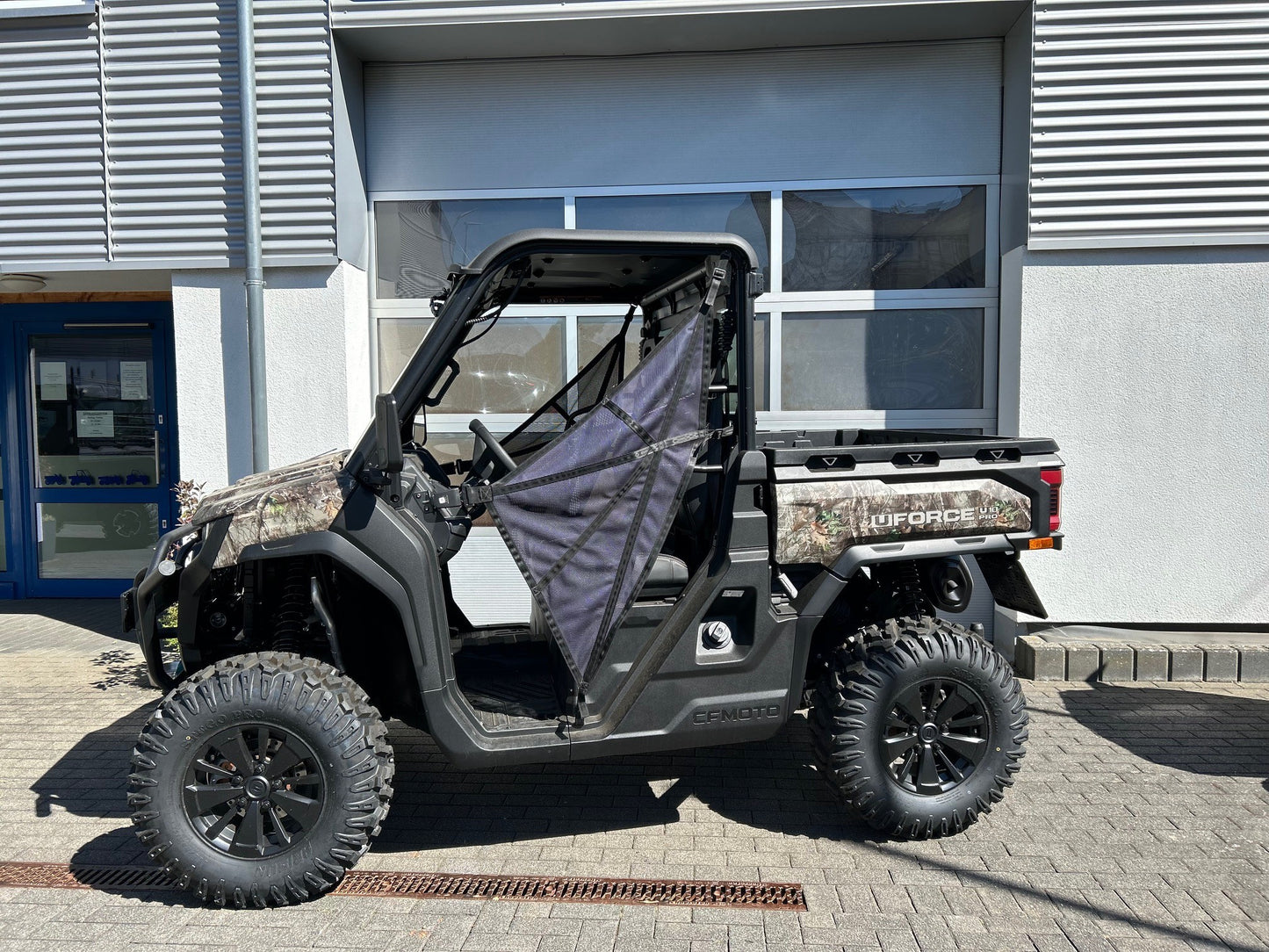 CFMOTO UFORCE U10 PRO T1b, VORFÜHRFAHRZEUG