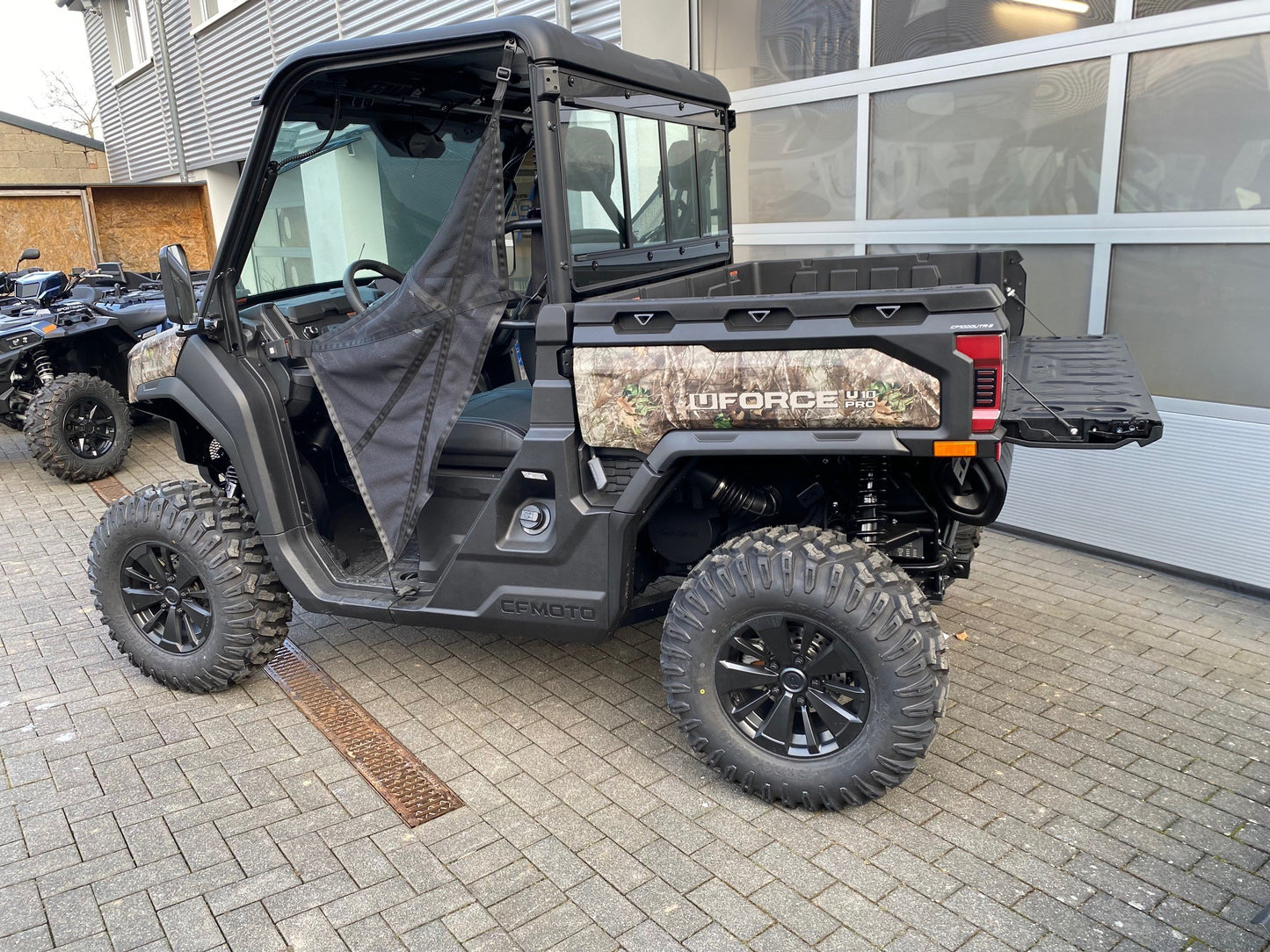 CFMOTO UFORCE 1000 U10 PRO ABS T1b